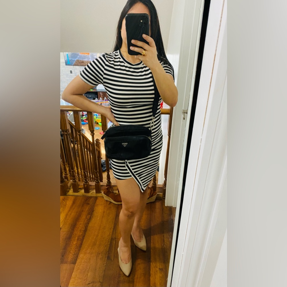 Black prada cross body bag with signs of wear with detachable strong strap ✅